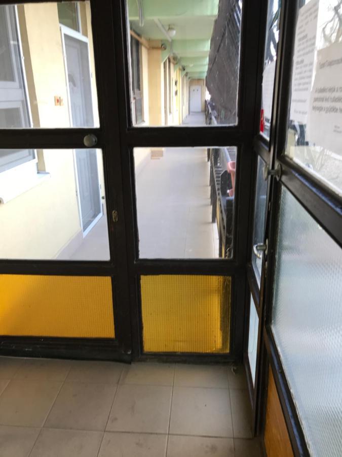 Zen Apartman Ζολνοκ Εξωτερικό φωτογραφία